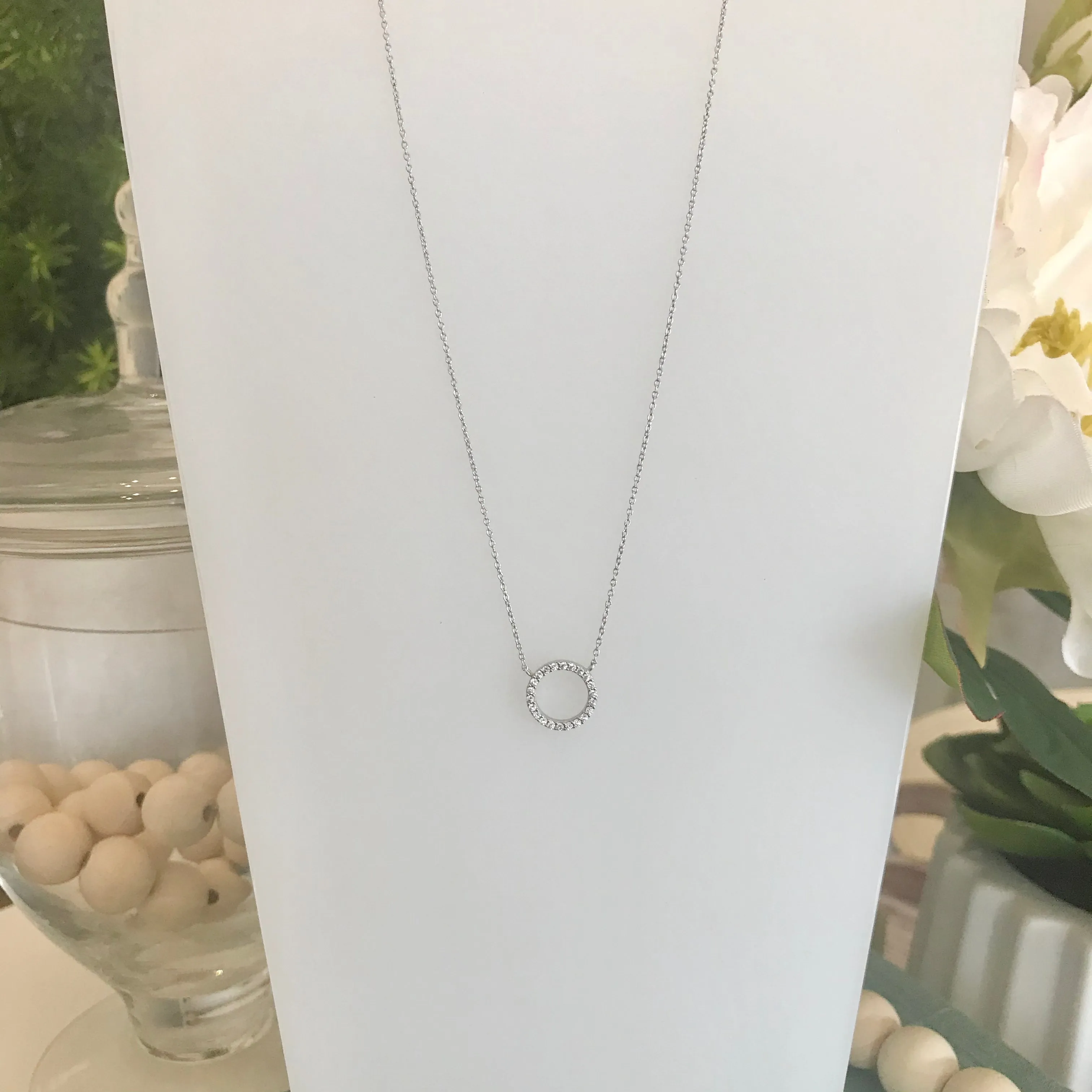 10k White Gold CZ Circle Necklace