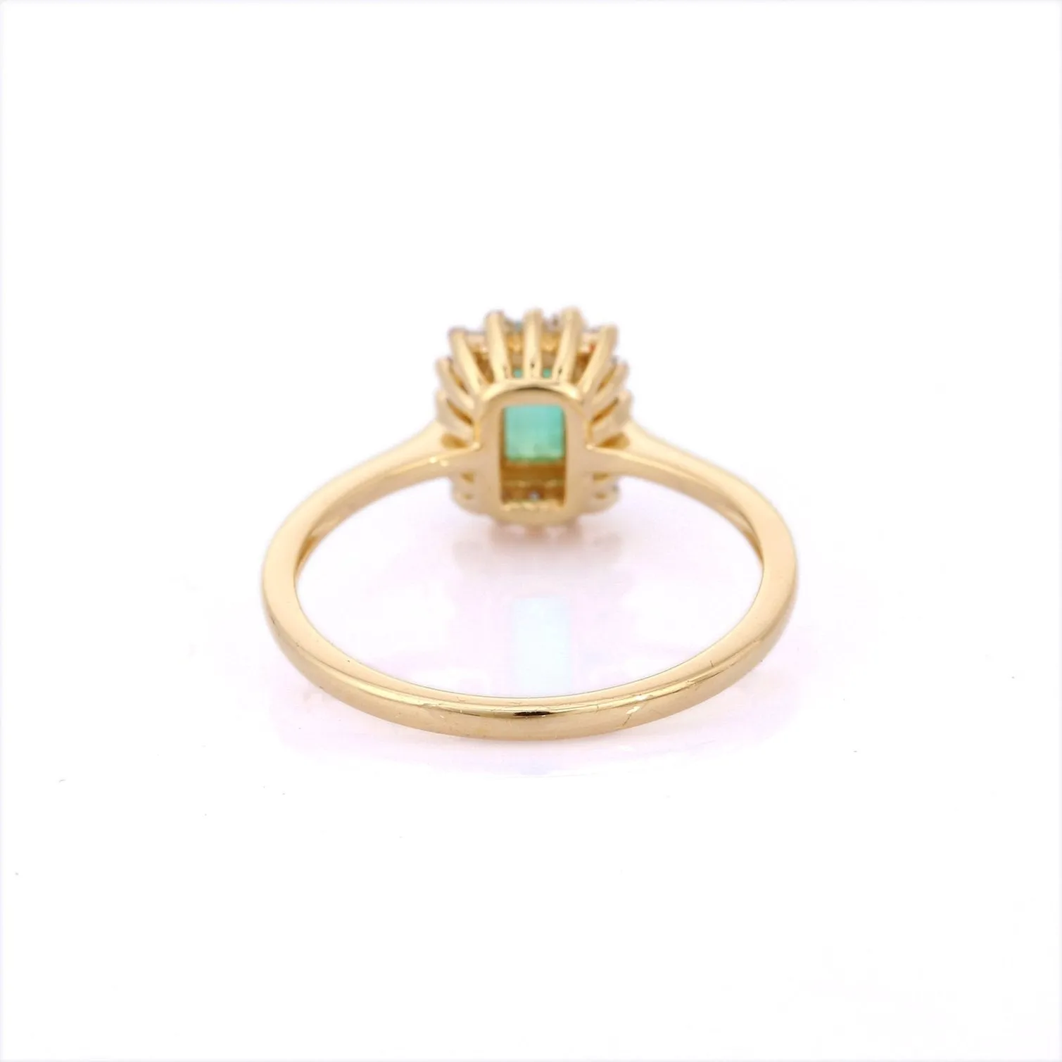 14K Gold Emerald Diamond Ring