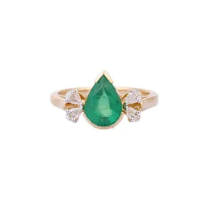 18K Yellow Gold Emerald Ring