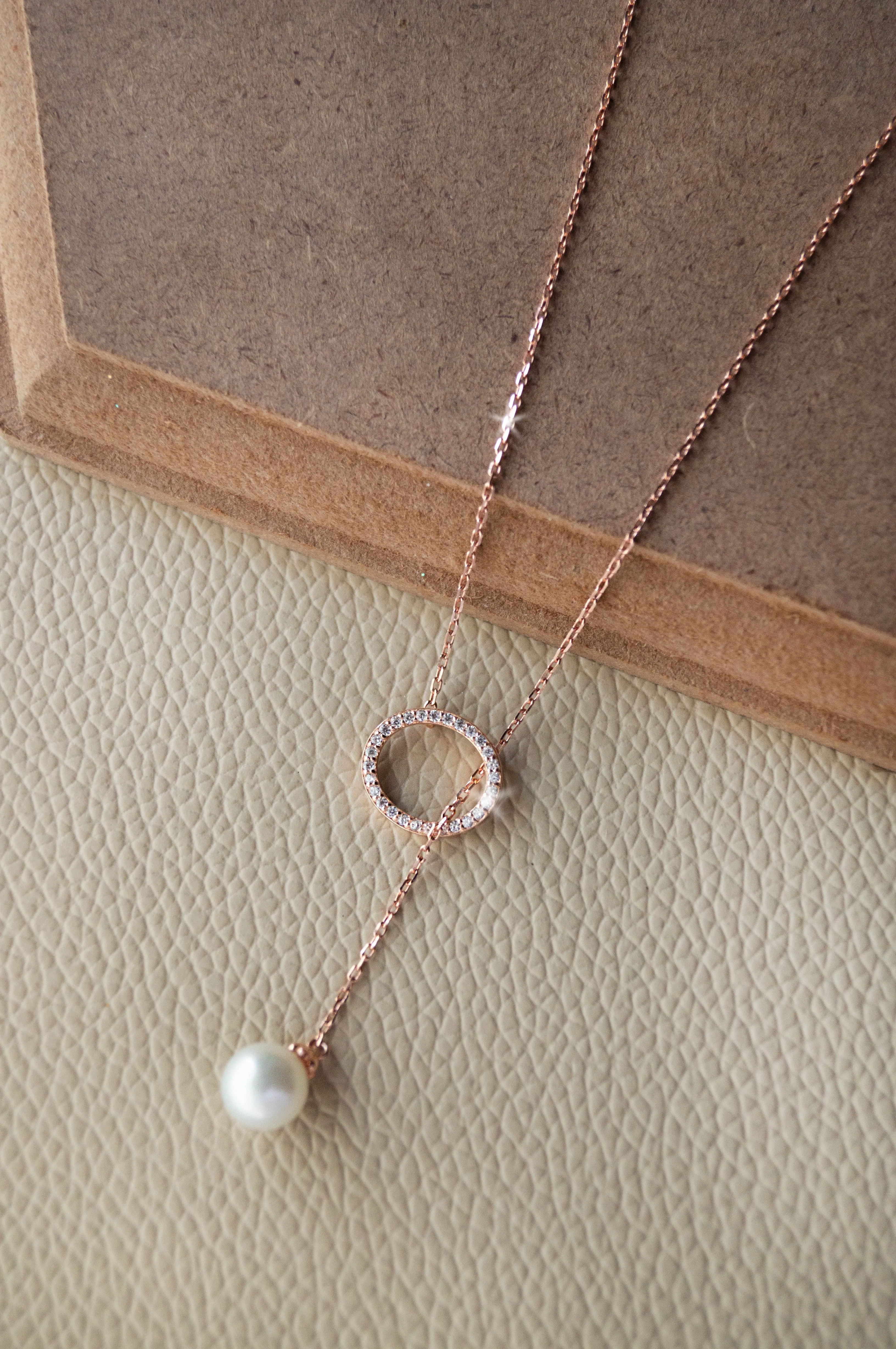 Adjustable Pearl With Circle Rose Gold Plated Sterling Silver Lariat Necklace