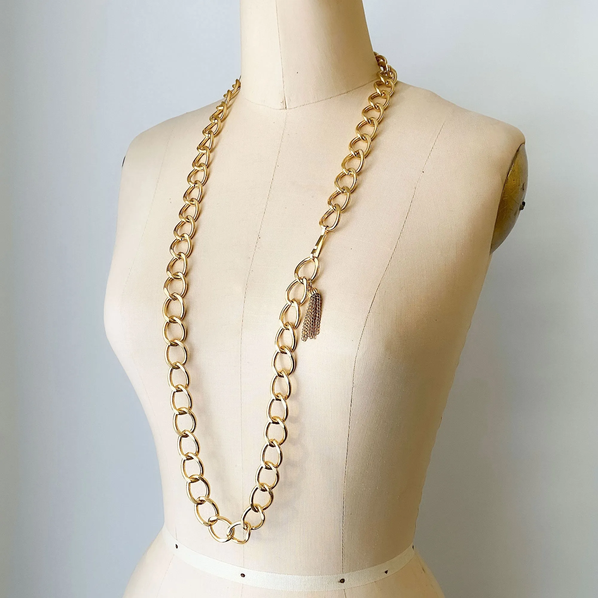 AMANDA lightweight gold chain belt