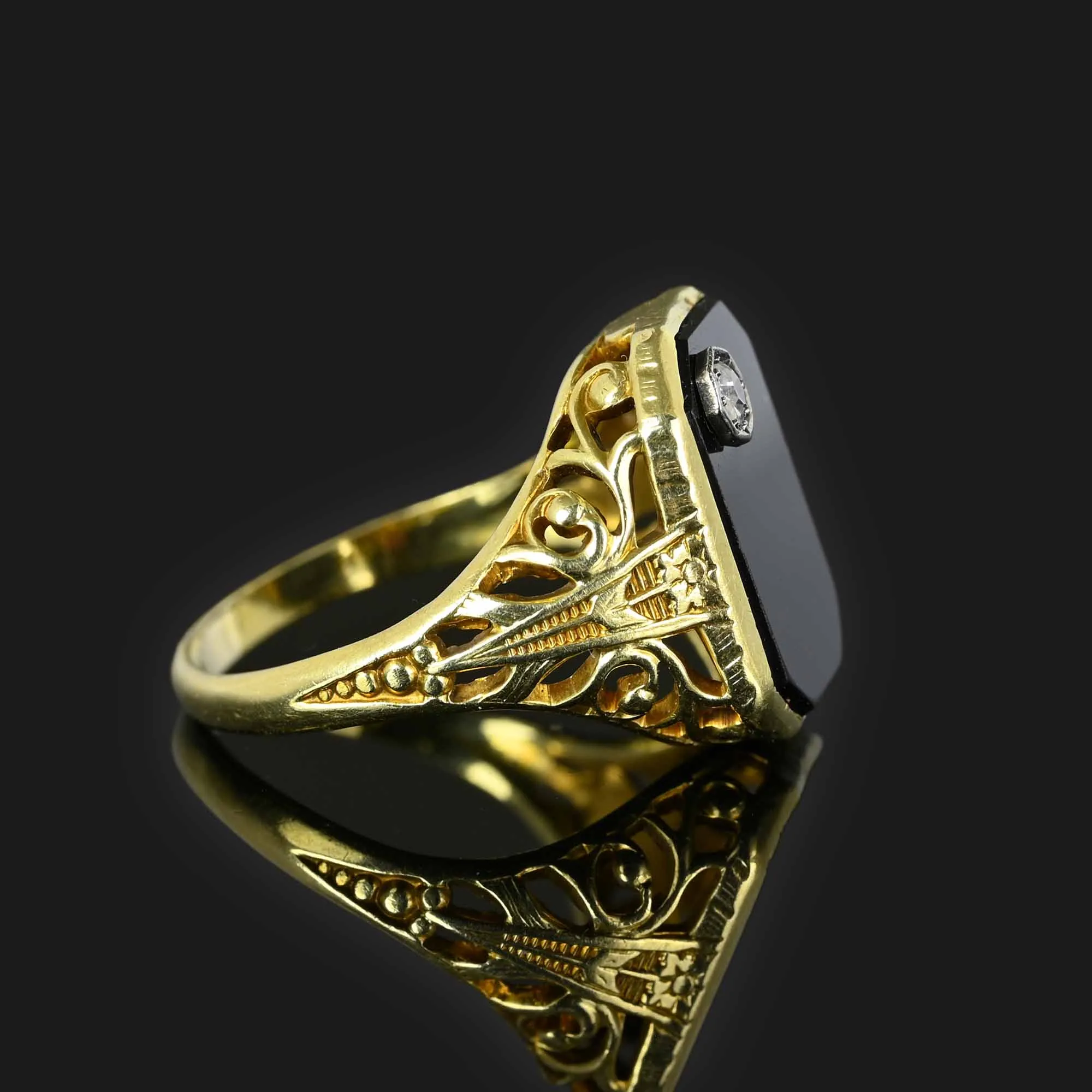 Art Deco 14K Gold Filigree Onyx Diamond Ring