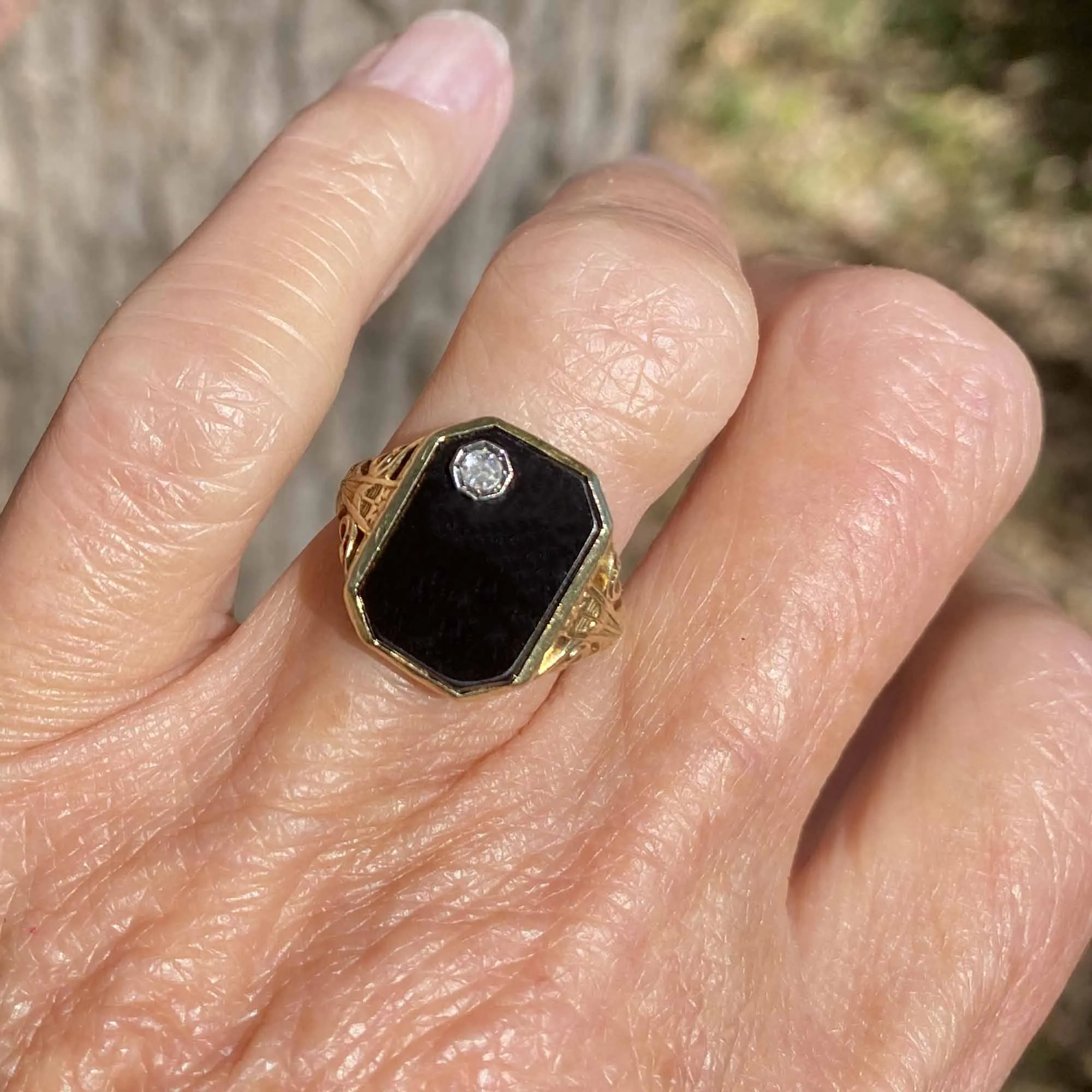 Art Deco 14K Gold Filigree Onyx Diamond Ring