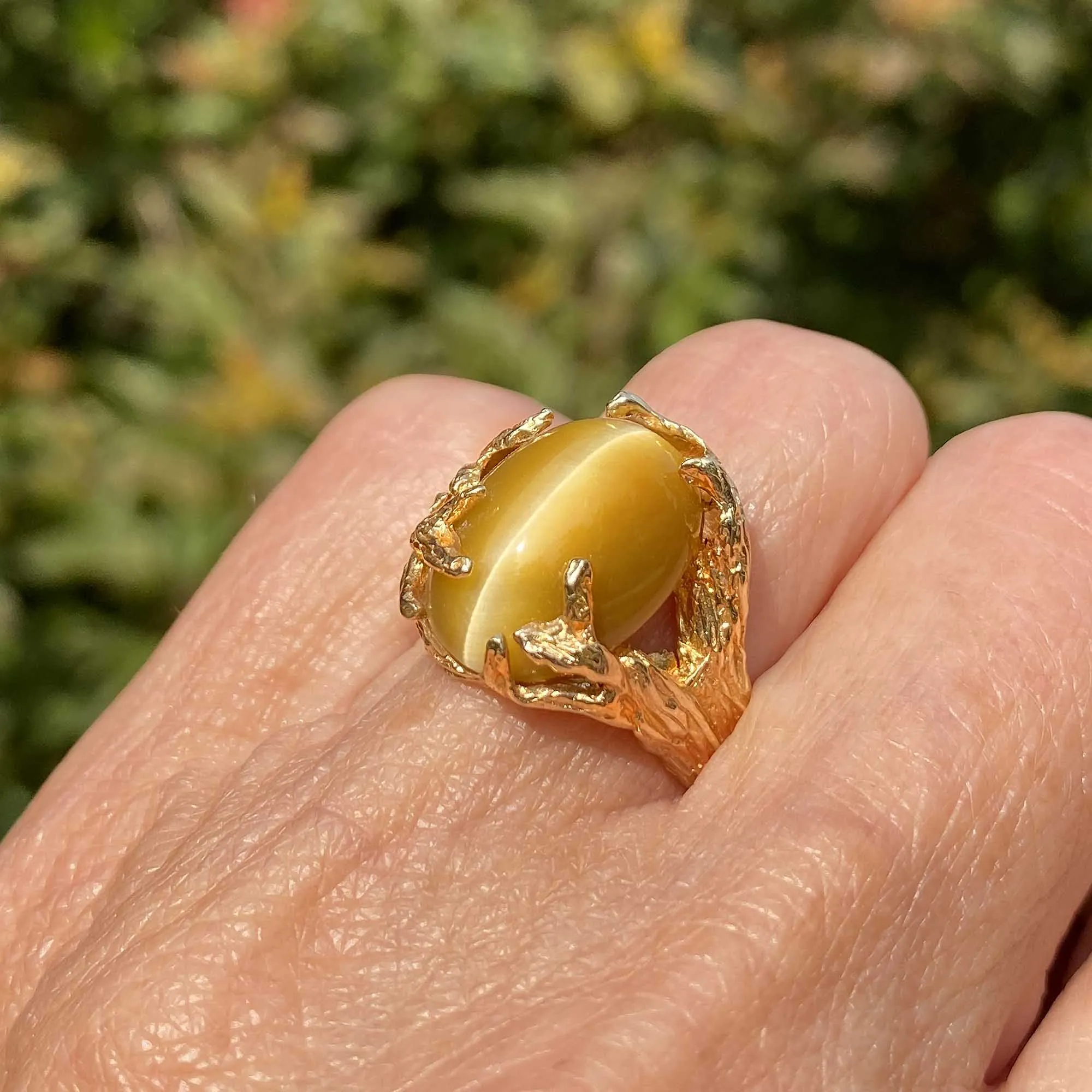 Chunky 14K Gold Brutalist Cat's Eye Chrysoberyl Ring