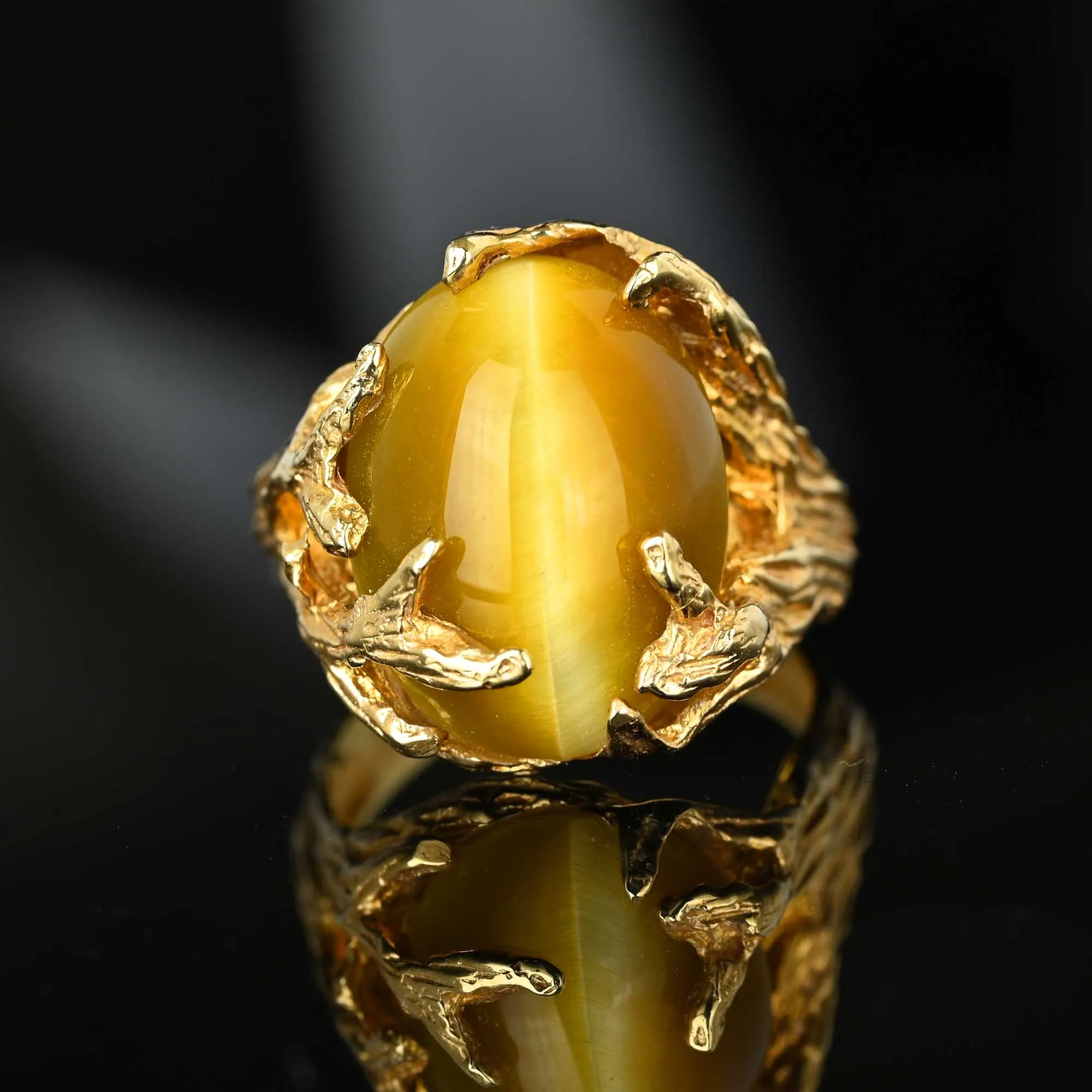 Chunky 14K Gold Brutalist Cat's Eye Chrysoberyl Ring