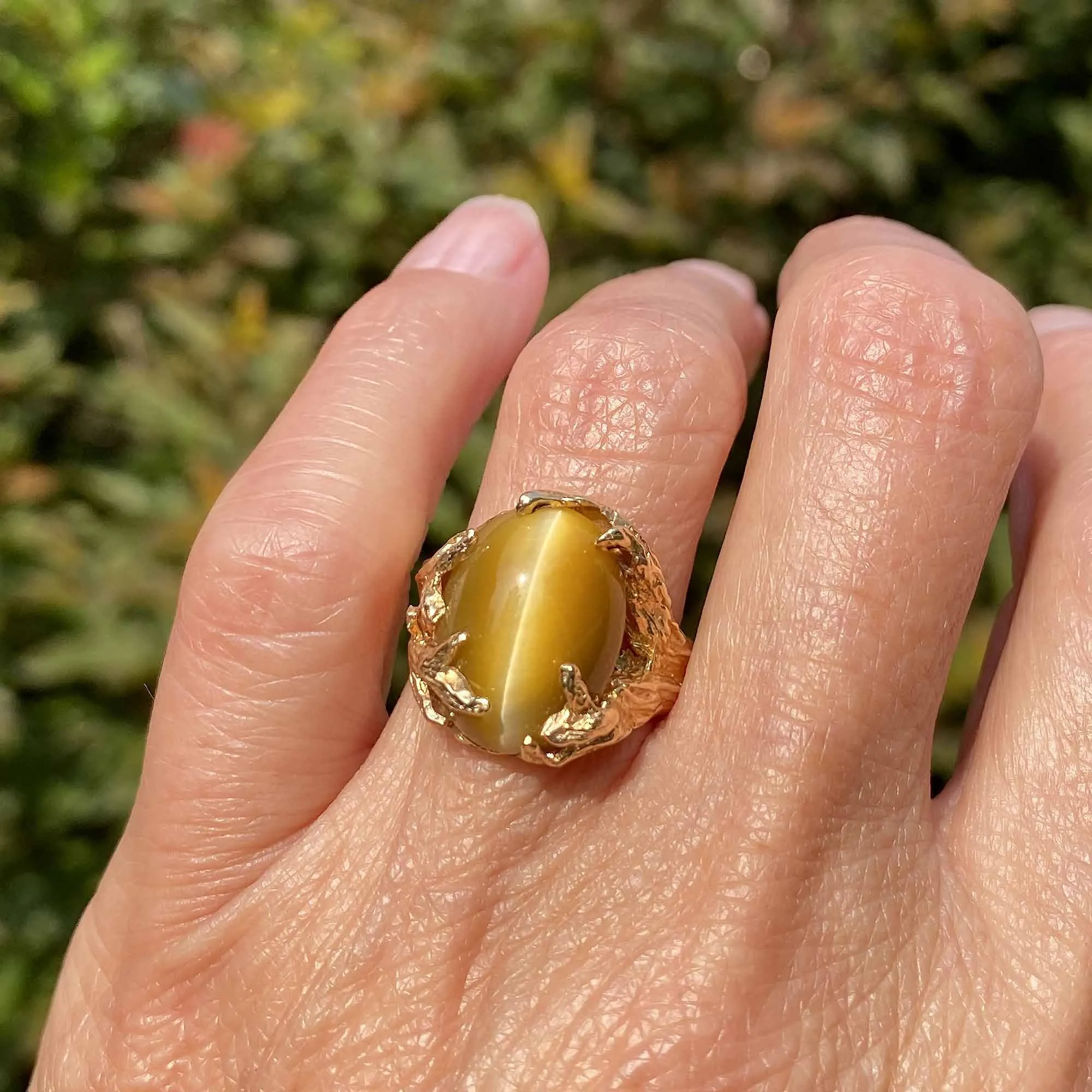 Chunky 14K Gold Brutalist Cat's Eye Chrysoberyl Ring