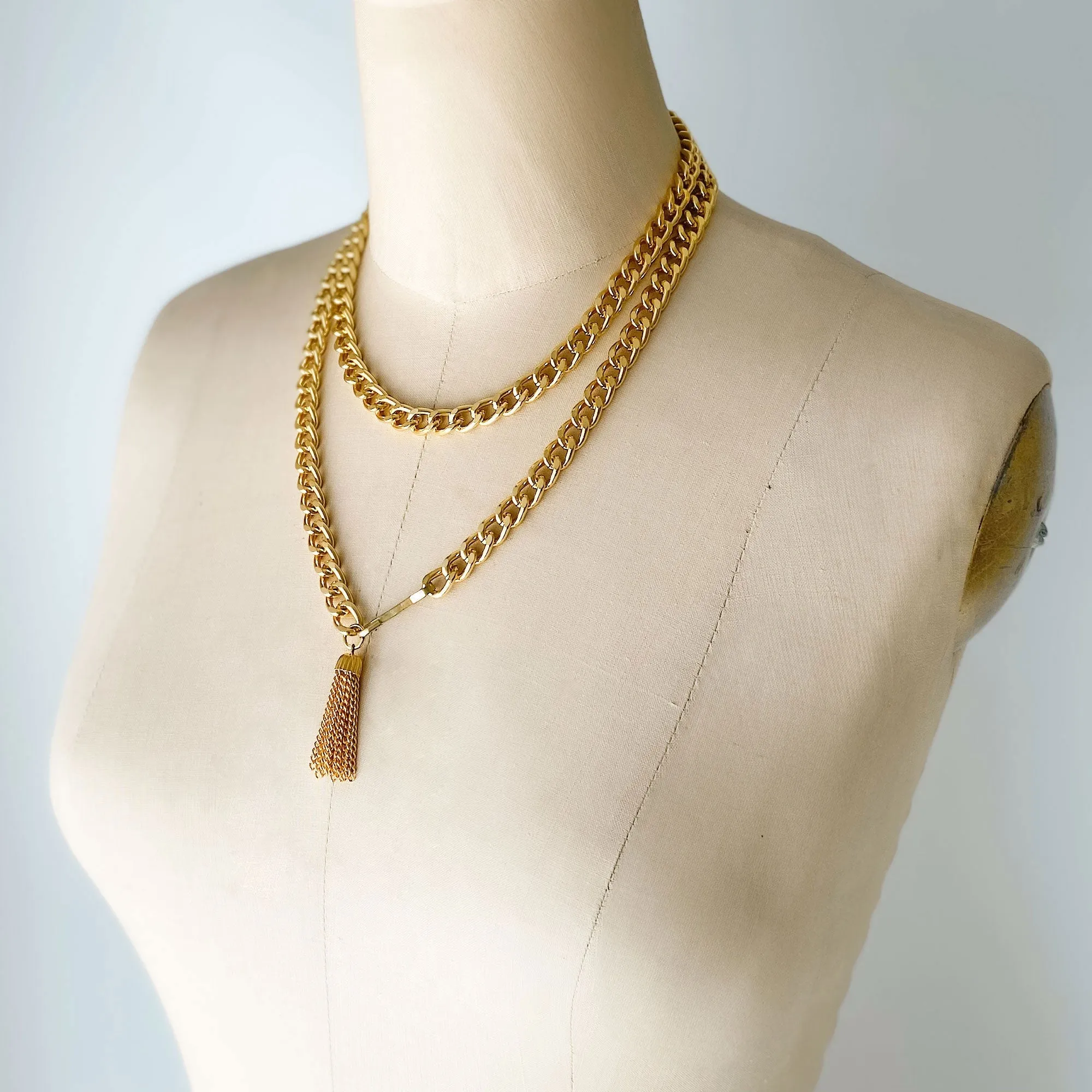 CLARISSA lightweight gold chain belt