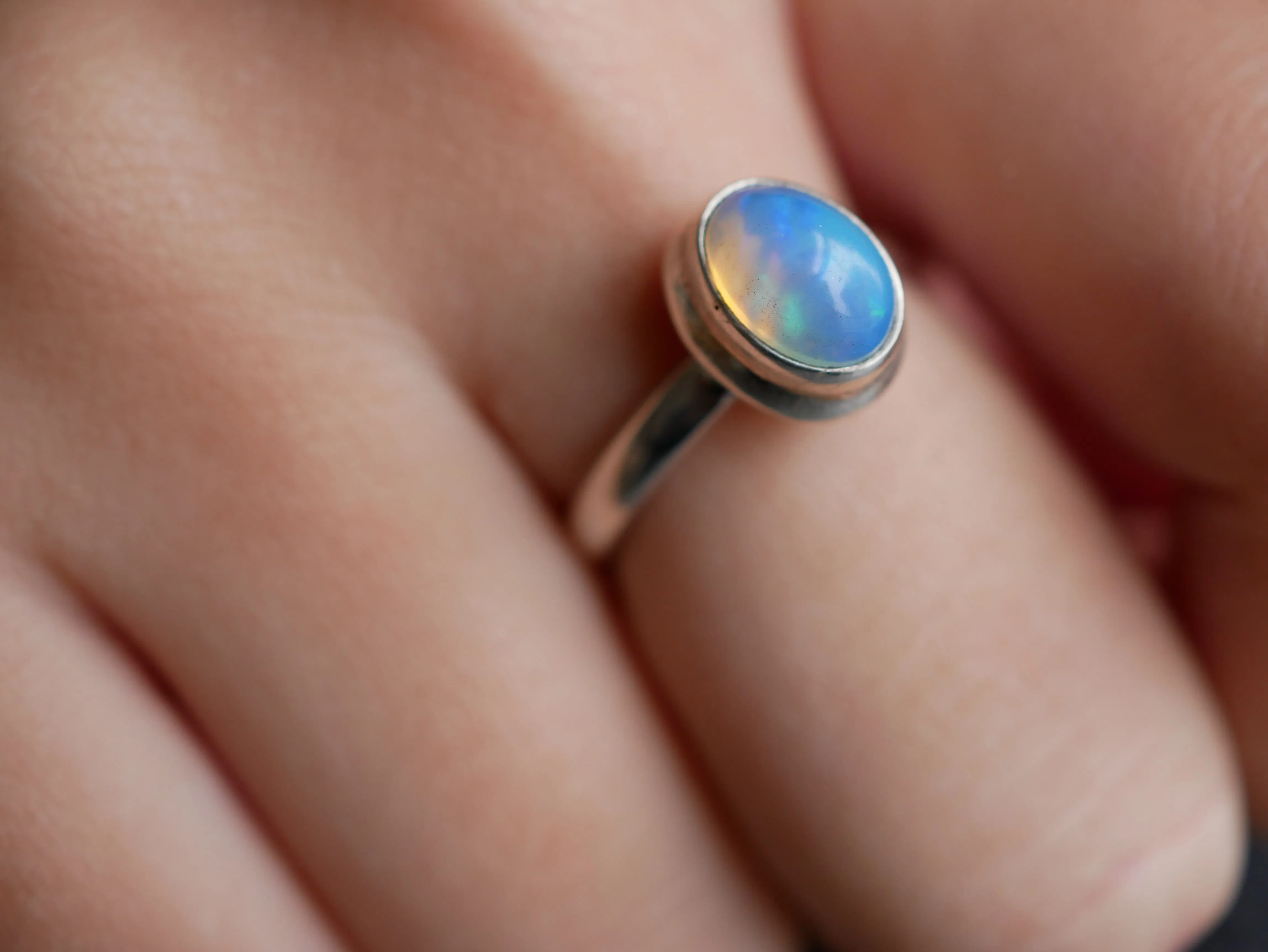 Ethiopian Opal Ari Ring - Oval