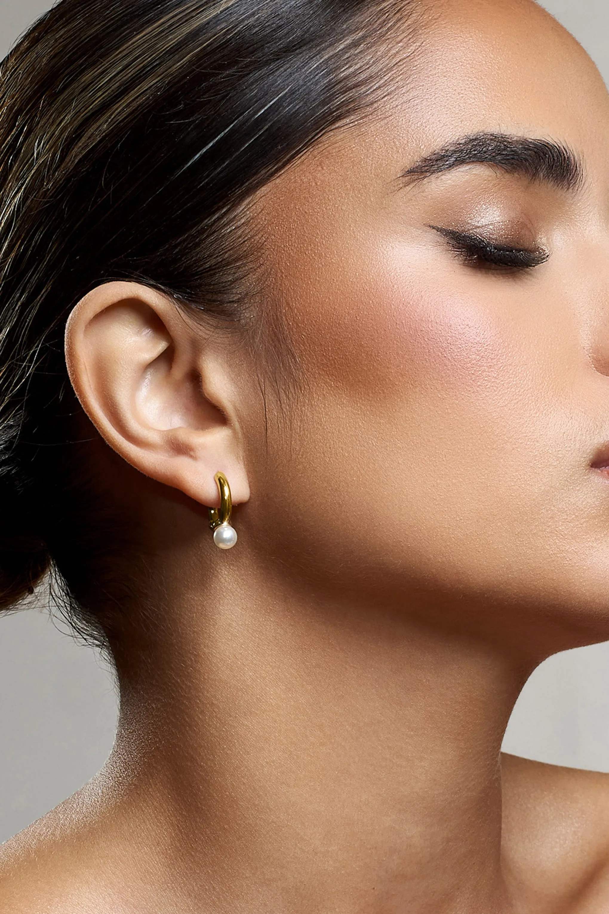 Gloss | Gold Pearl Small Hoop Earrings