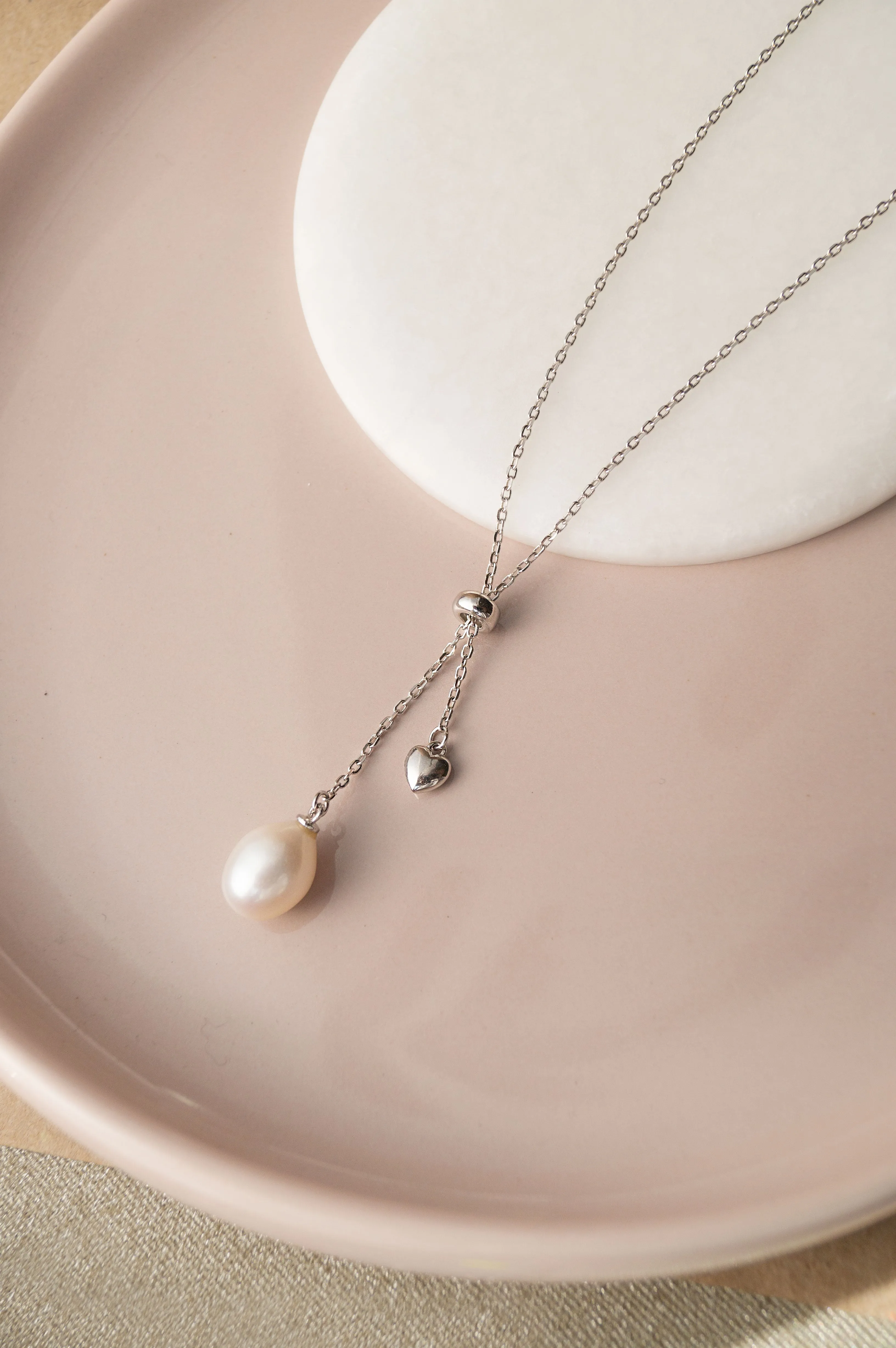 Hearty Pearl Drawstring Sterling Silver Chain Necklace