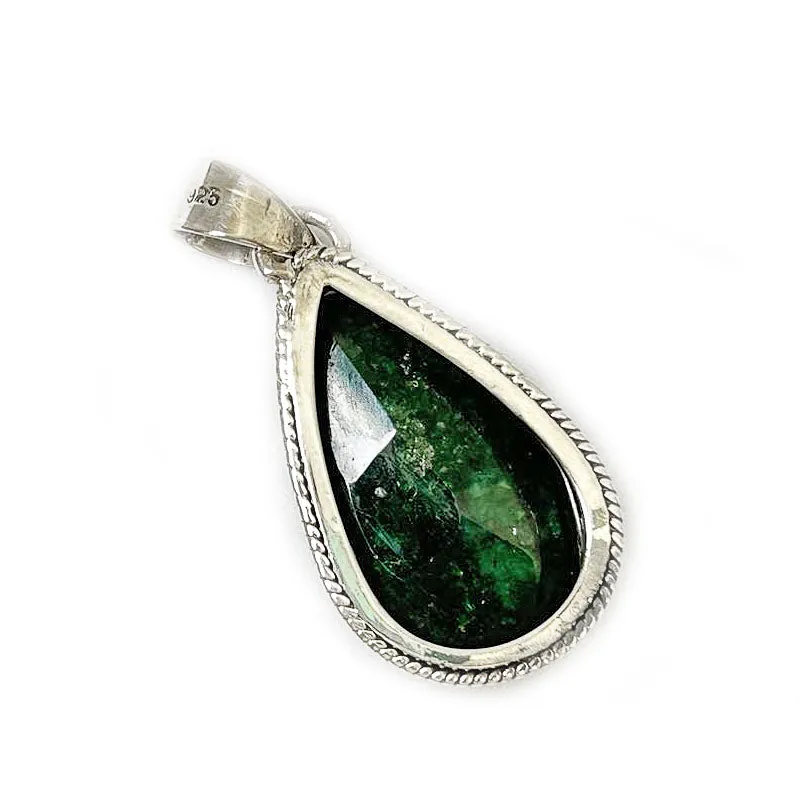 Lotus Emerald Quartz Teardrop Pendant