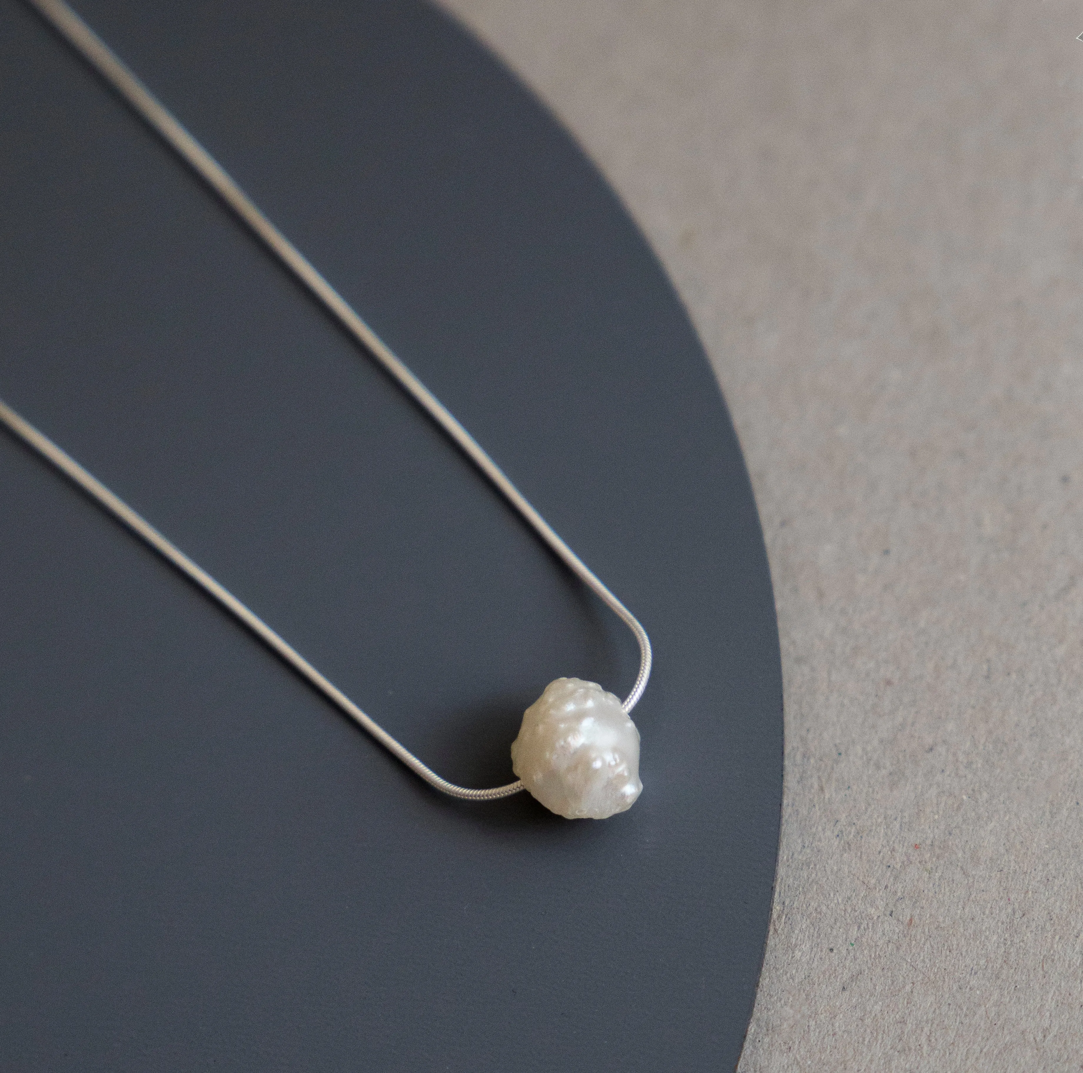 MINI pearl necklace