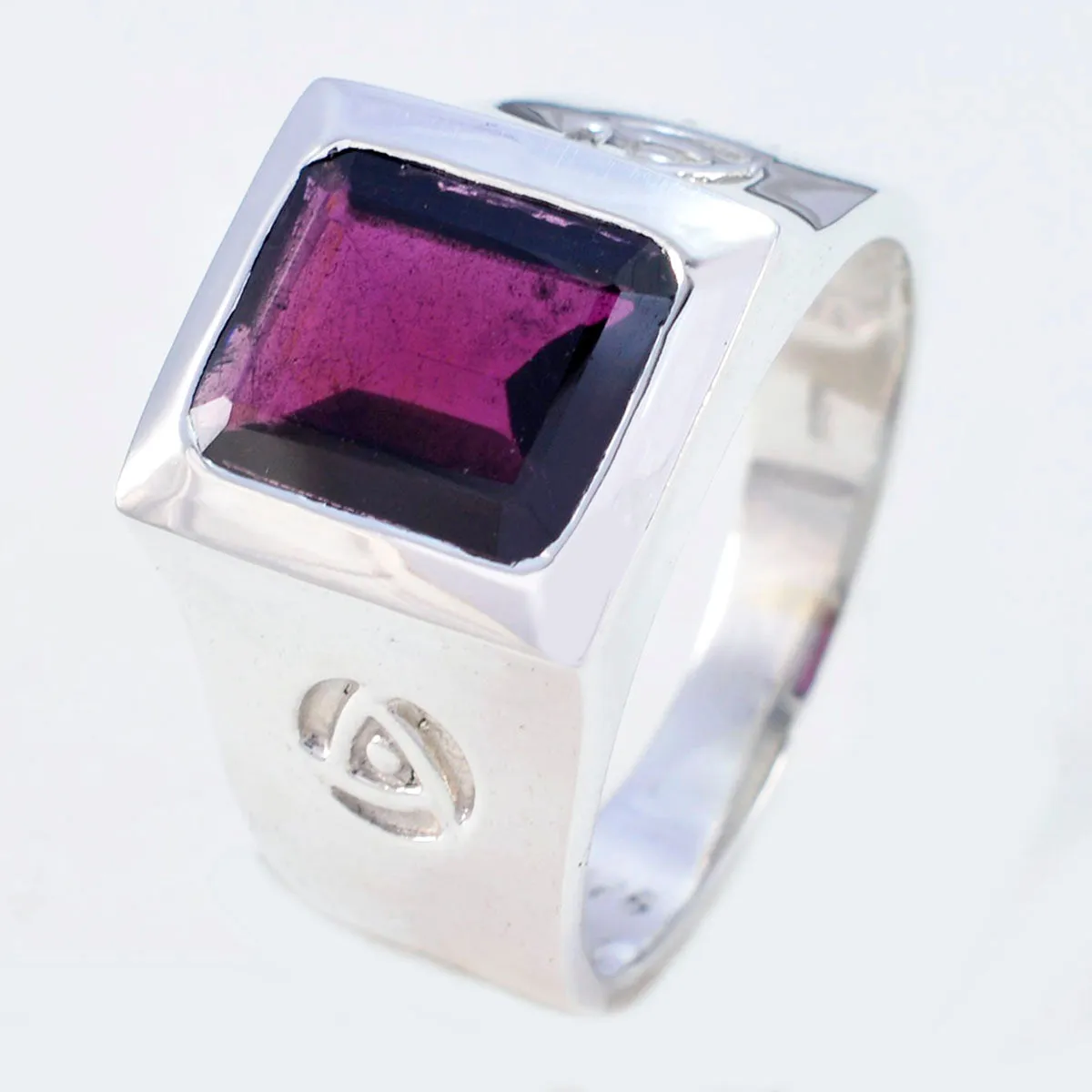 Riyo Drop-Dead Gemstones Garnet Solid Silver Ring Button Jewelry