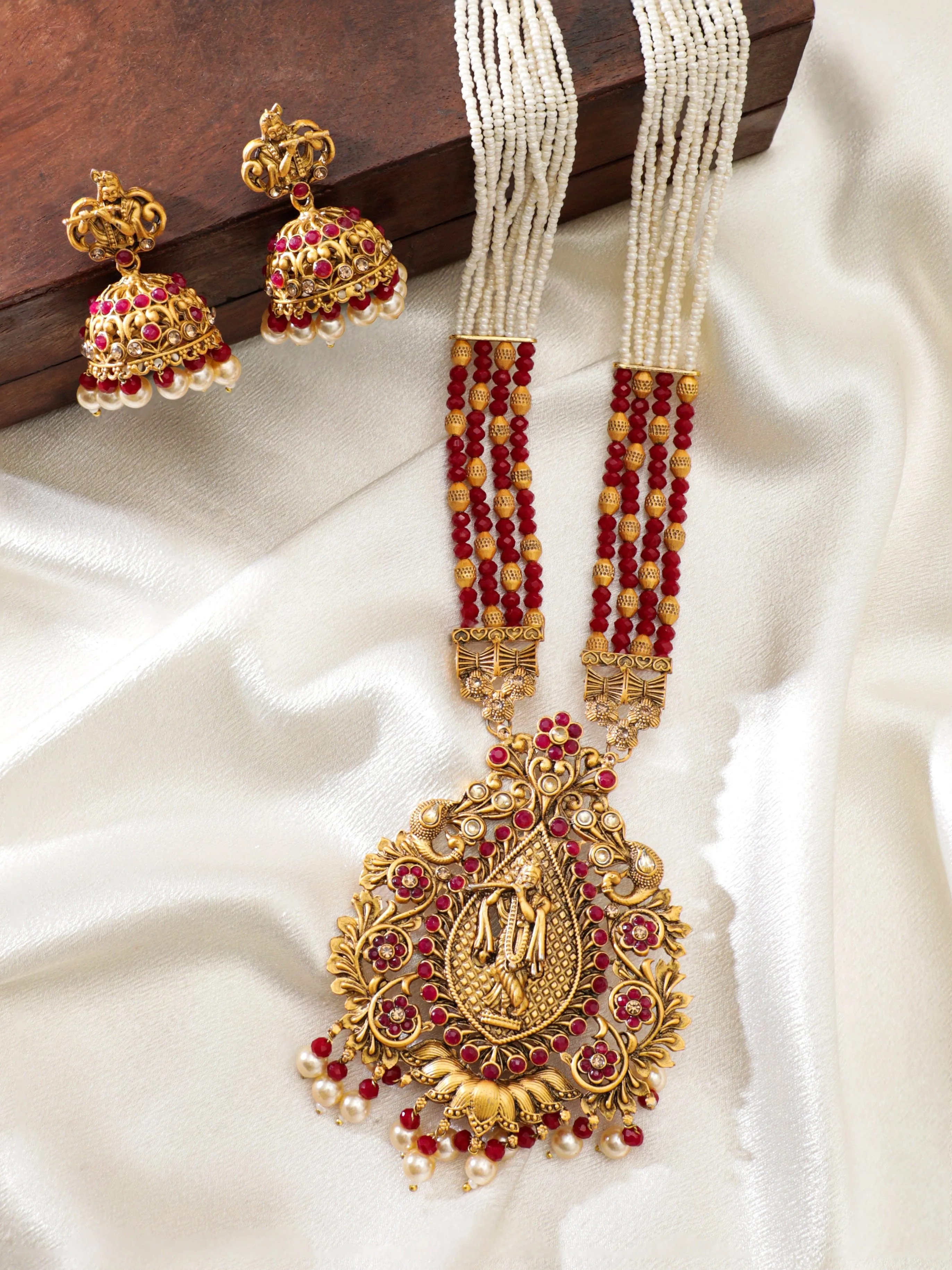 Rubans Gold-Toned Lord Krishna Temple Jewellery with White and Red Beads Chain