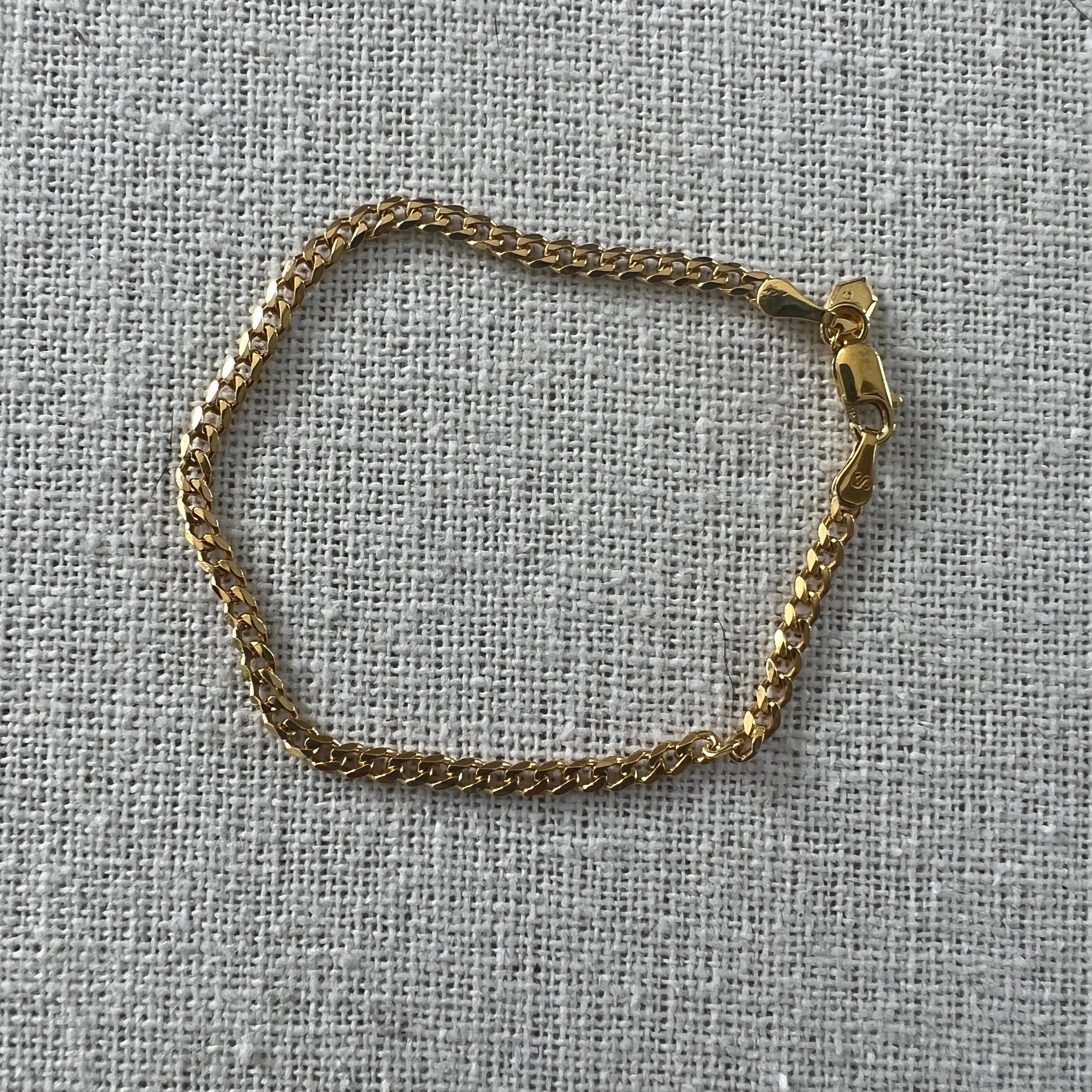 Saffi Bracelet Medium, Gold High Polished