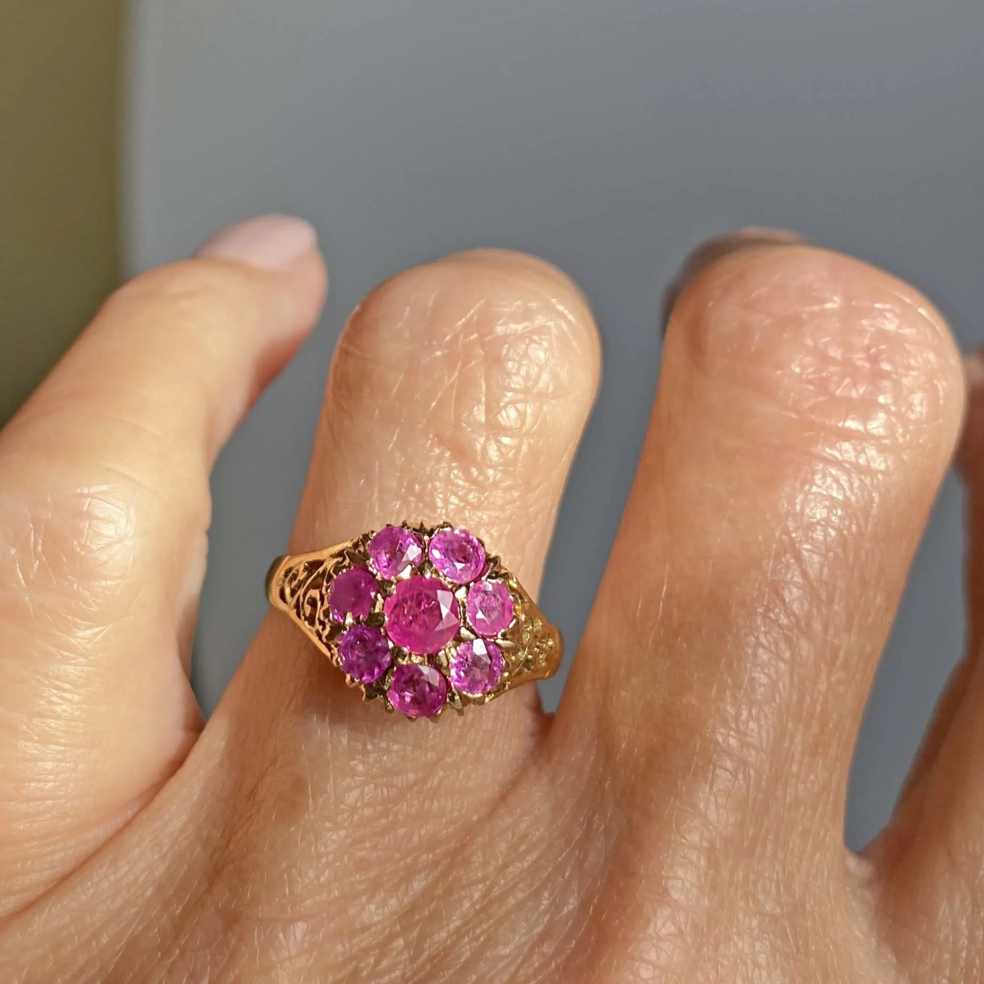 Vintage 14K Gold Filigree Ruby Cluster Ring