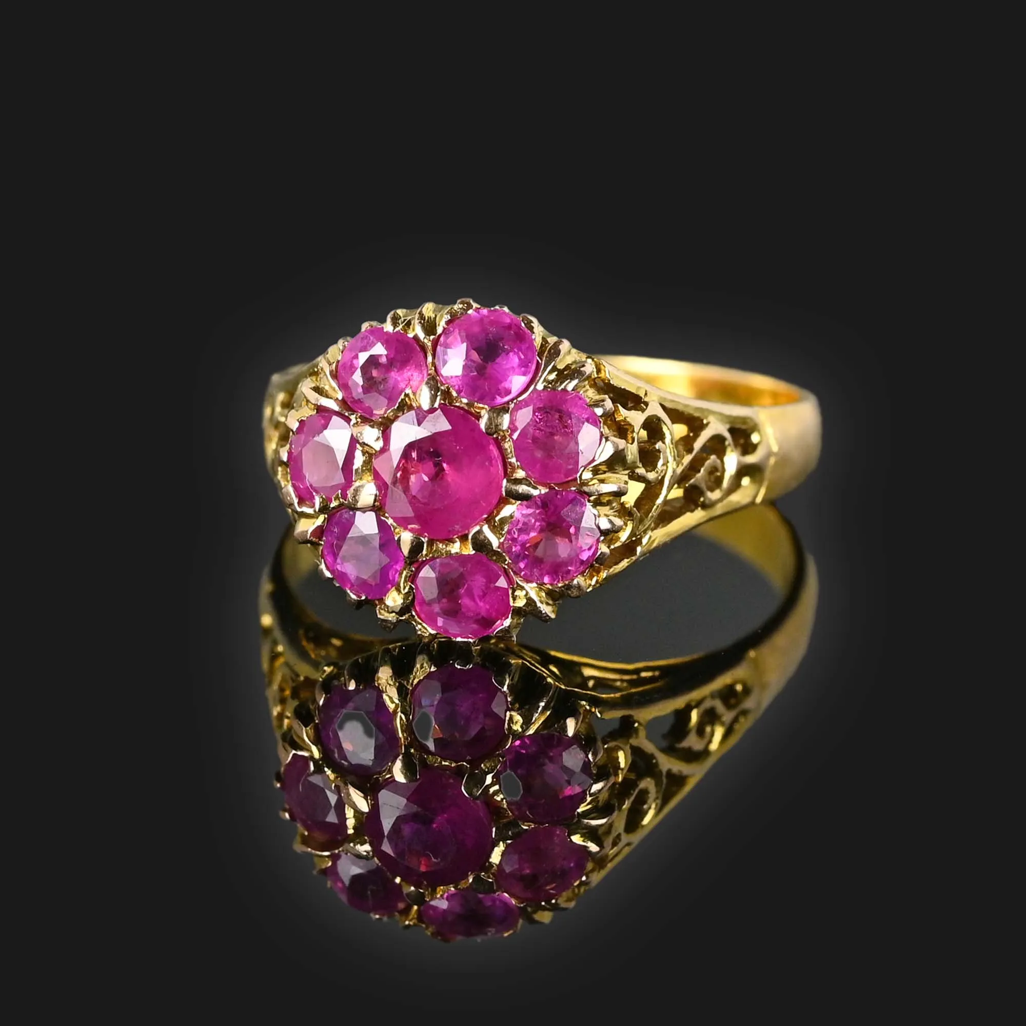 Vintage 14K Gold Filigree Ruby Cluster Ring